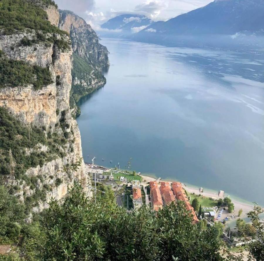 Antica Campione Rooms & Hostel Campione del Garda Zewnętrze zdjęcie