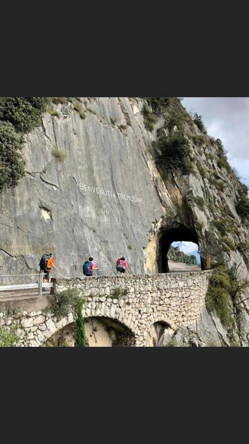 Antica Campione Rooms & Hostel Campione del Garda Zewnętrze zdjęcie