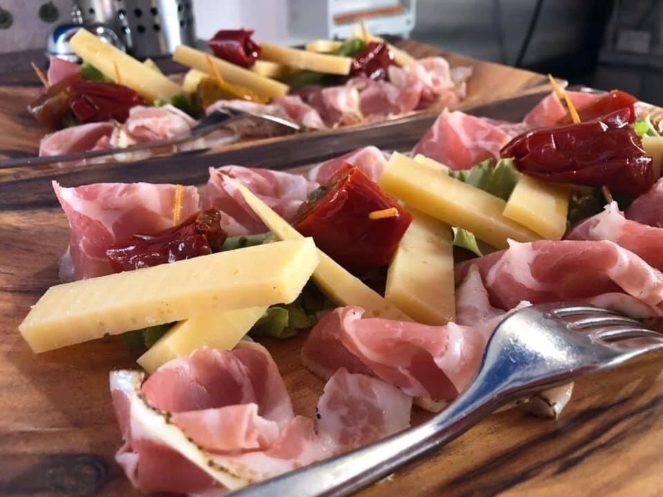 Antica Campione Rooms & Hostel Campione del Garda Zewnętrze zdjęcie