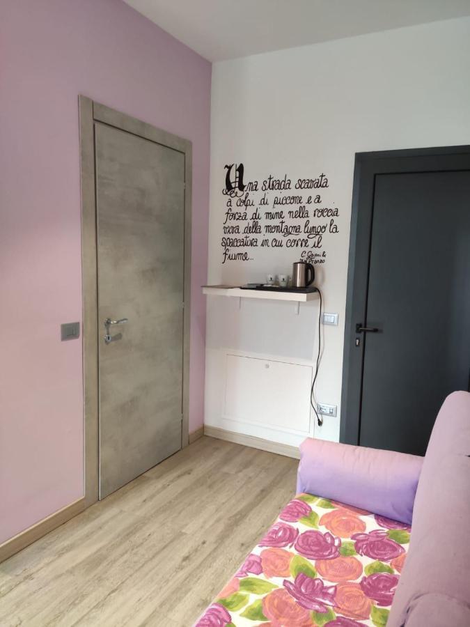Antica Campione Rooms & Hostel Campione del Garda Zewnętrze zdjęcie